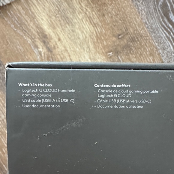 Logitech Cloud Gaming Handheld Console - White and Black New in the Box - Picture 3 of 3